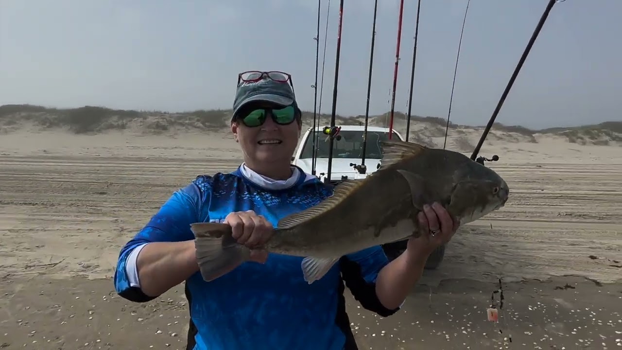 PINS 010123 New Year #longcasting #Pompano #surffishing #fishingtexas #fyp  #fy #fishtok #fishingtok
