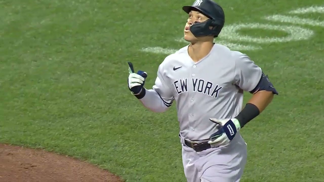 ALL RISE! Aaron Judge CRUSHES league-leading 46th home run!