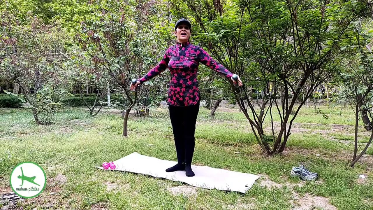 ورزش در منزل/تمرینات پیلاتس با دمبل