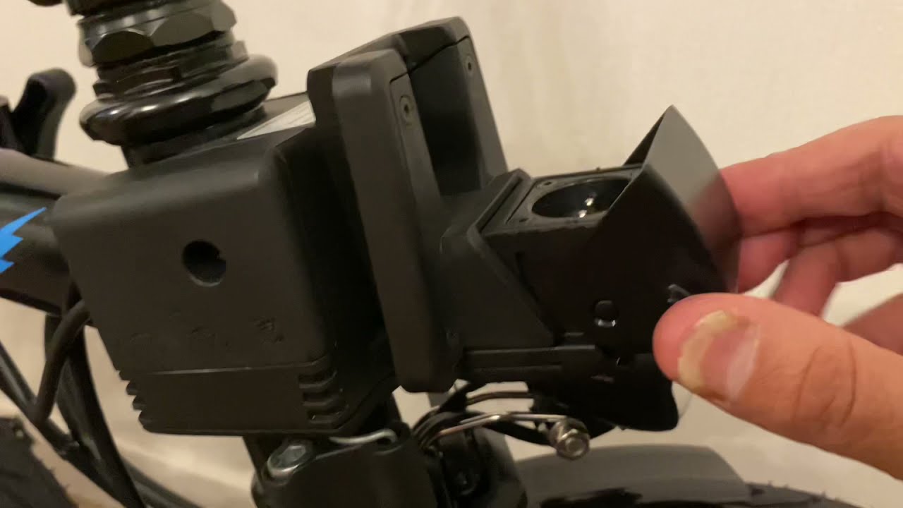 Brompton Electric Battery Clip Connector Cover Gone Limp - Quick Fix
