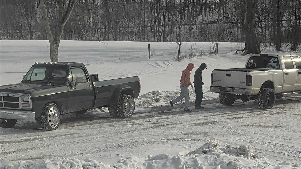 What's The Big Deal About 4 Wheel Drive... vloggin' at Twin Oaks Family Farm February 11 2026