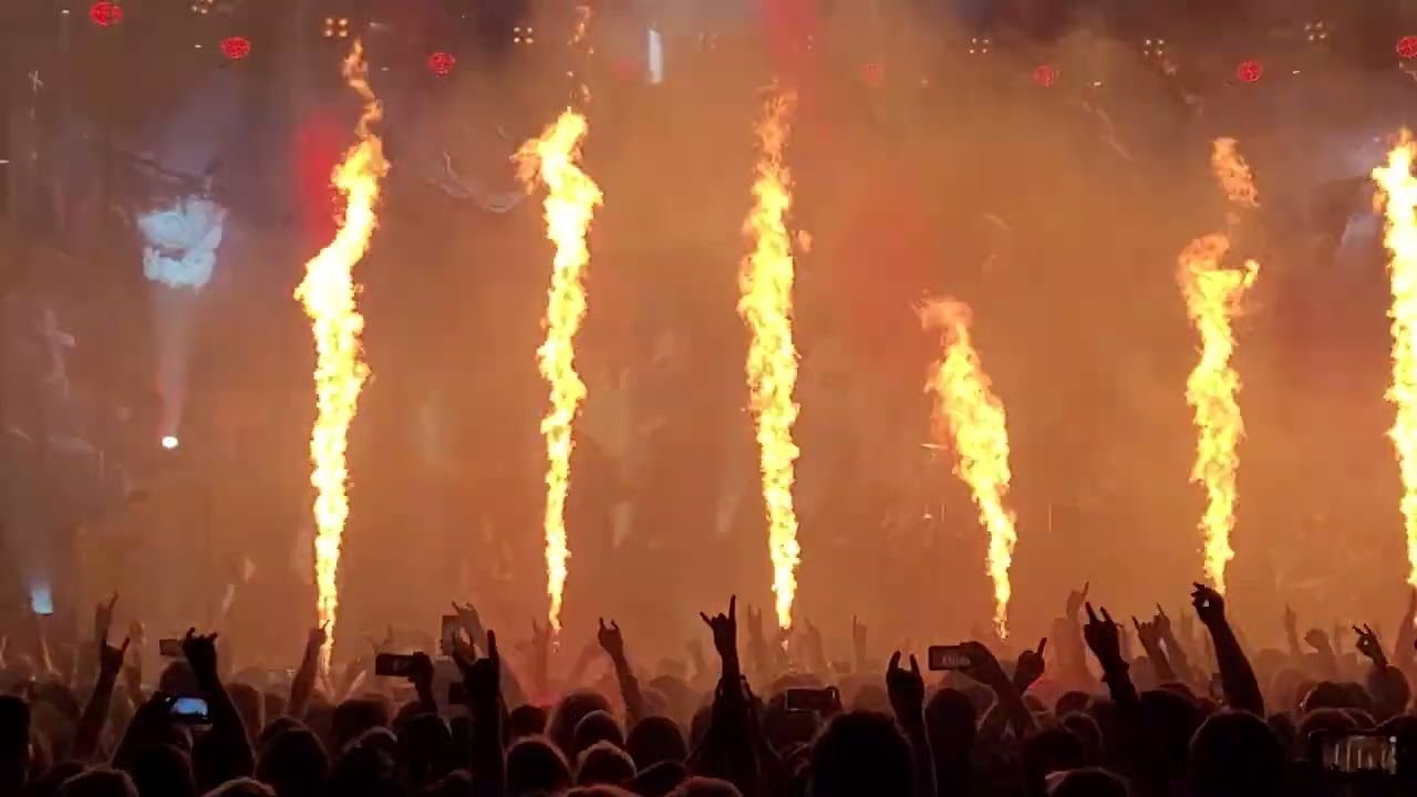 Powerwolf, LIVE,Bless' em With the Blade, le 17 octobre 2024, le Zenith de Paris