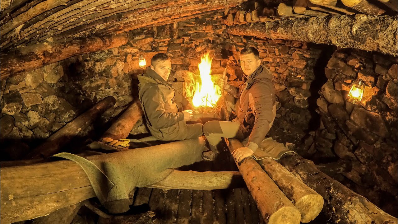 STONE HOUSE LIFE: SURVIVING IN COMFORT and A LOT OF NATURAL BUSHCRAFT! 2022
