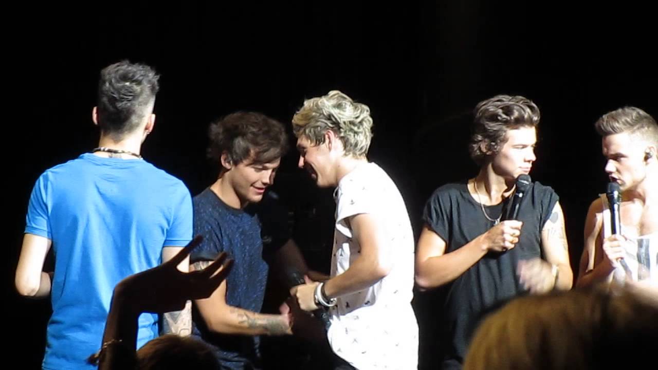 One Direction Twitter Questions and the bug incident July 13