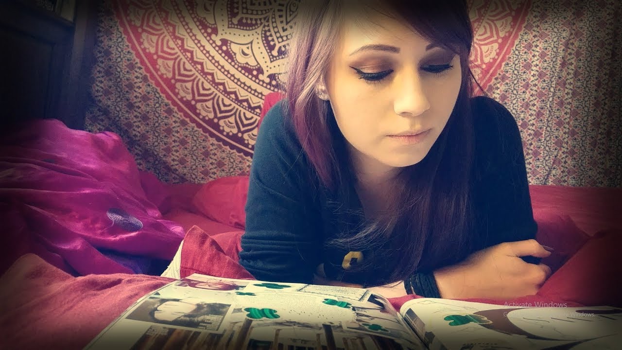 ASMR | Flipping Through A Magazine On A Rainy Afternoon | No Talking