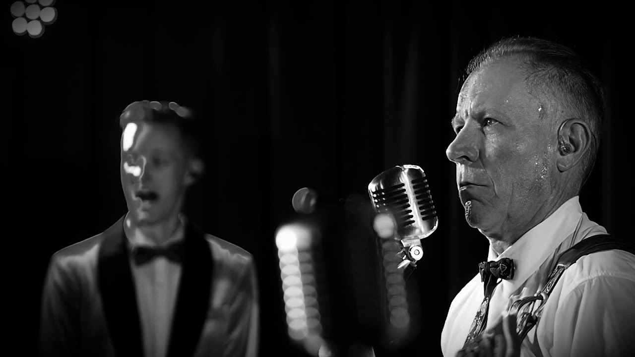 Reverend Horton Heat - Cowboy Love