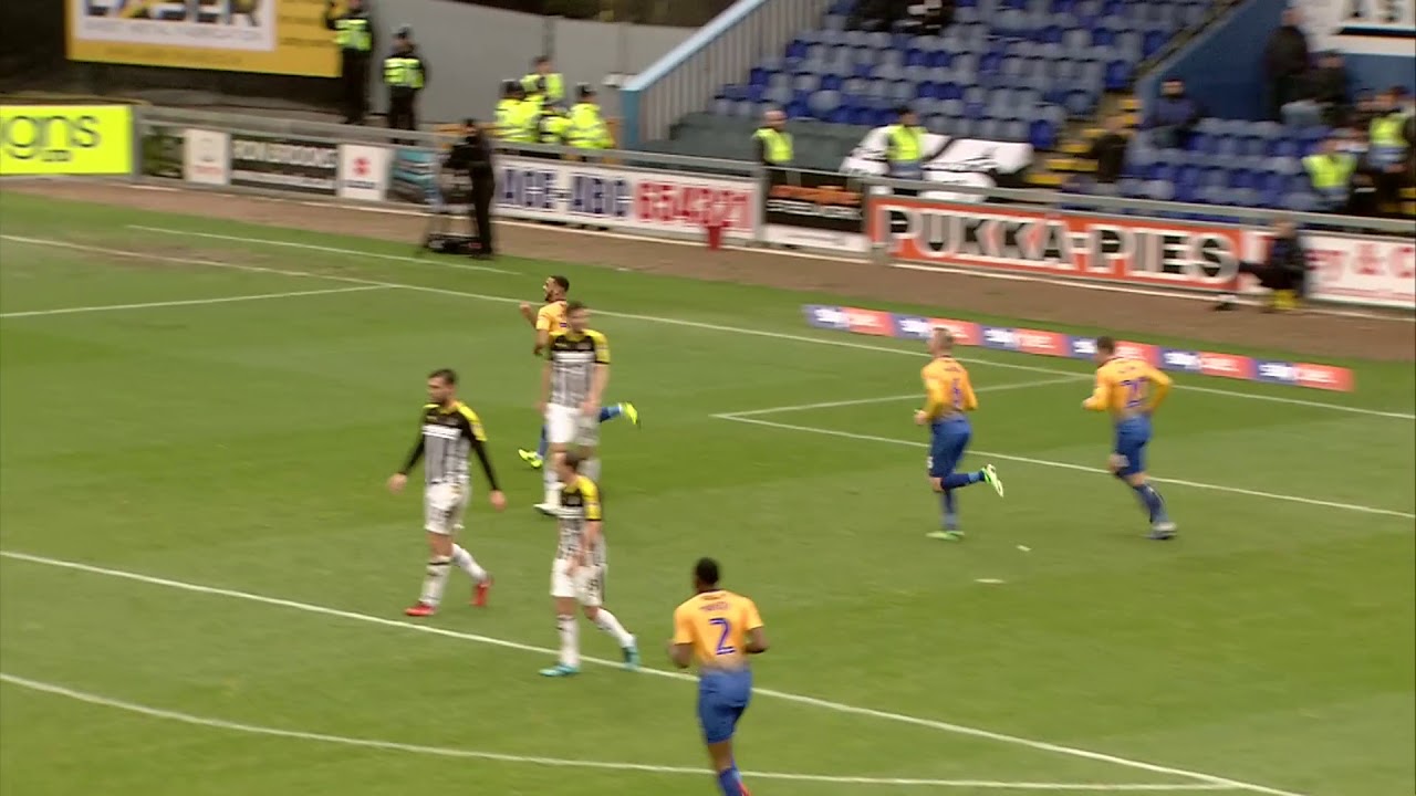 Mansfield v Notts County