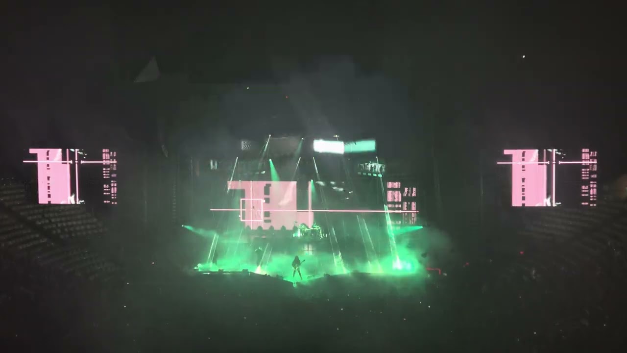 Bad Omens - What Do You Want From Me (live 2026)
