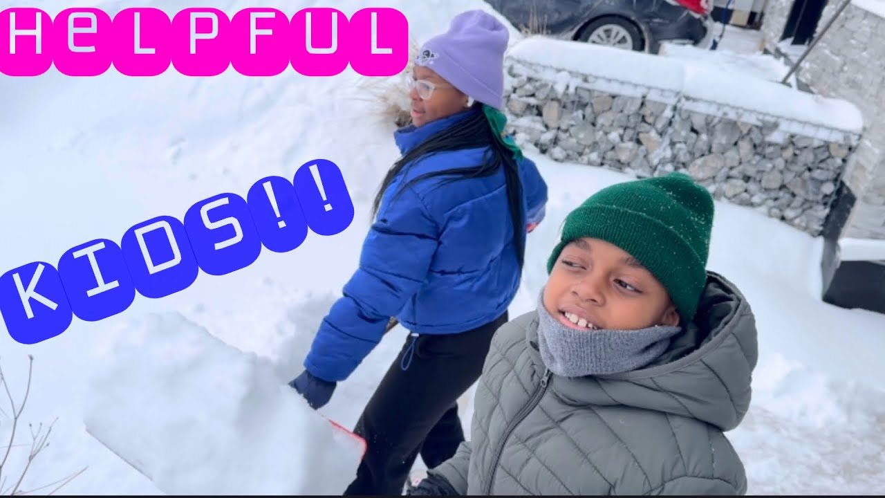 My Kids VOLUNTEERED to Help! Driveway Snow Cleanup ❄️🧹#familyvlog #cleaning #snowdayfun 