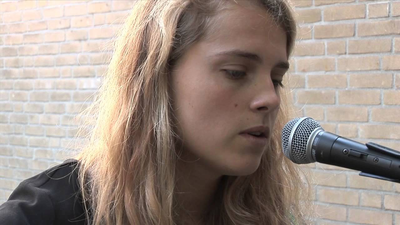 Marika Hackman - Drown (Live)