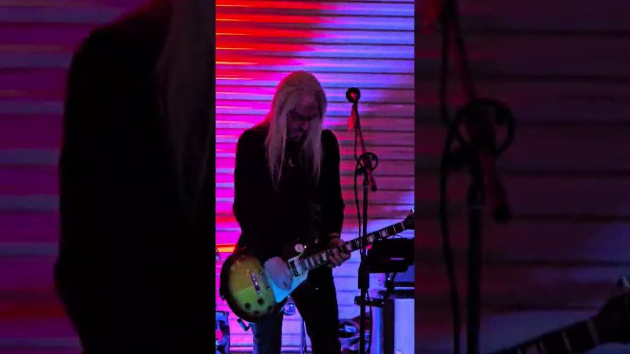 Hot Blooded by Foreigner (Cover By Guns Out)