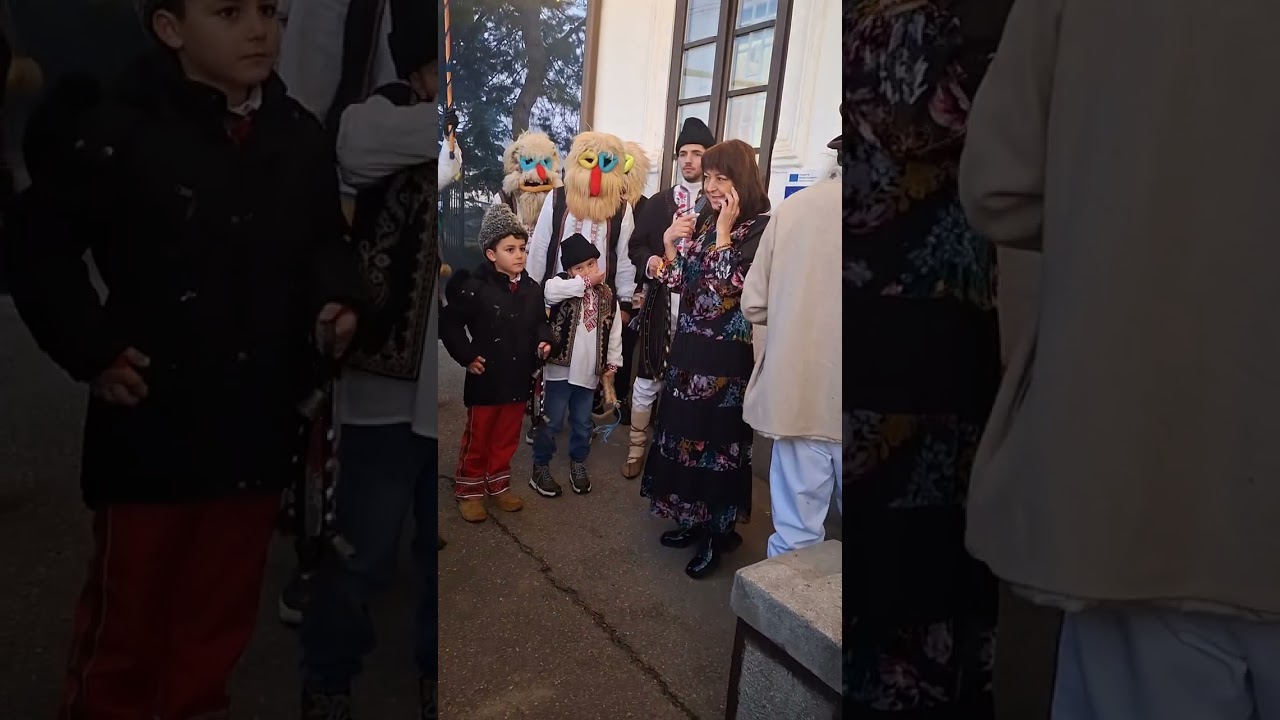 🎄Plug mare Valea Călugărească! 🎄               💙💛❤️La mulți ani 2025 !💙💛❤️