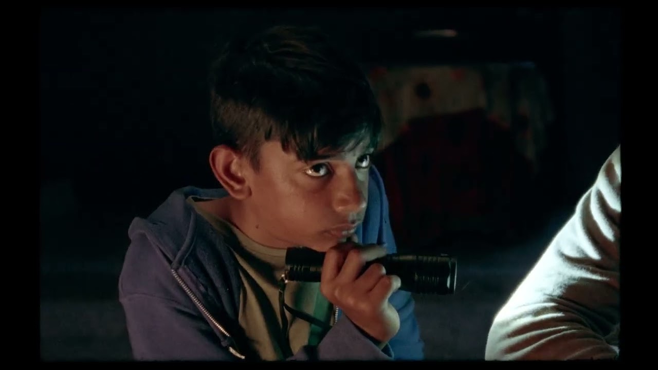 Aunque es de noche (Guillermo Garc&iacute;a Lopez) - Trailer