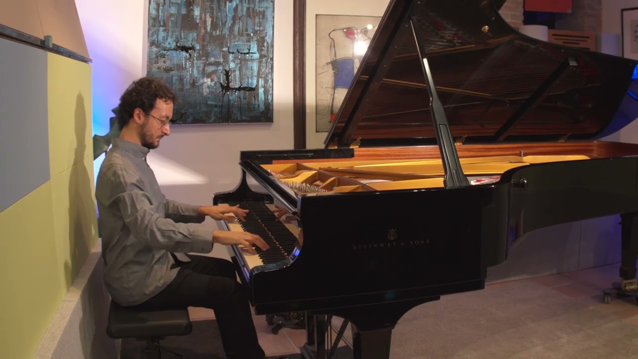 Manuel Magrini | Il Castello del Graal (Piano Etude)