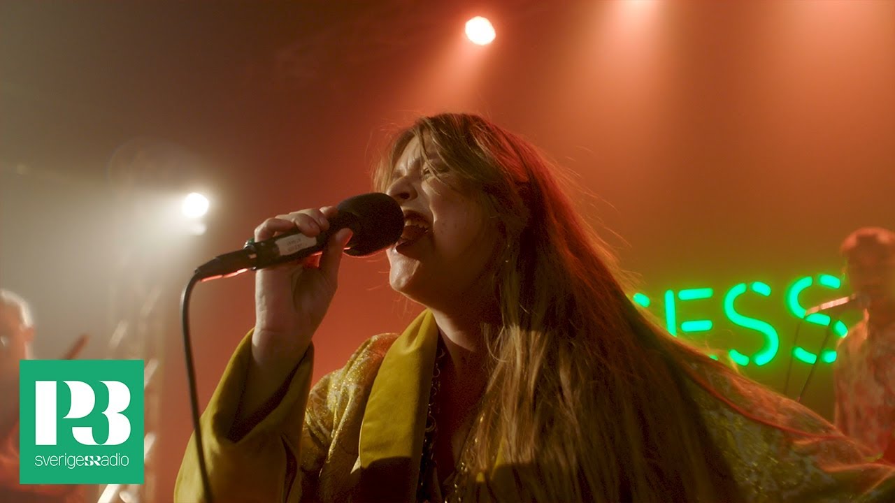 Linnea Henriksson - En dålig idé / live i P3 Session