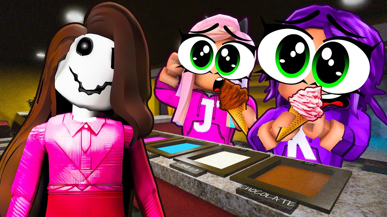 We worked at an Ice Cream Shop! | Roblox 🍦