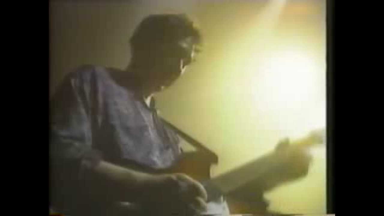 Buzzcocks - Moving Away From The Pulsebeat - Bedrock 1989