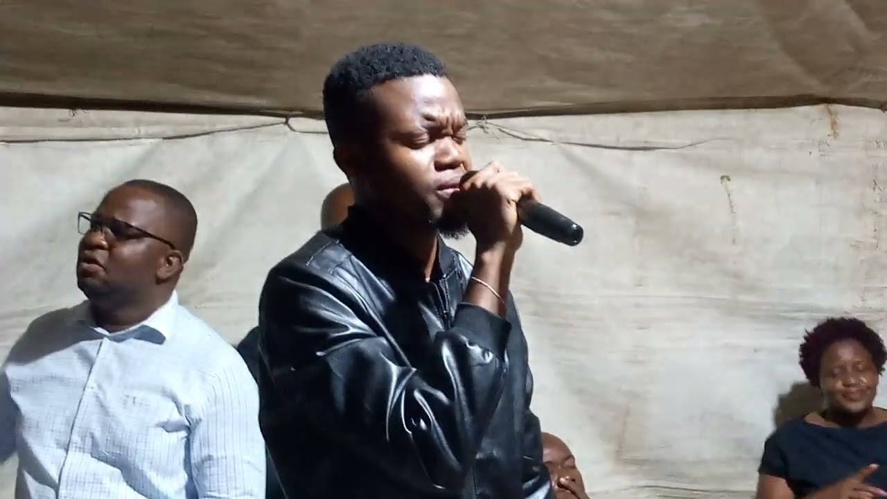 @edsonmataveleofficial Edson Matavel - Momento de Louvor e Adoração