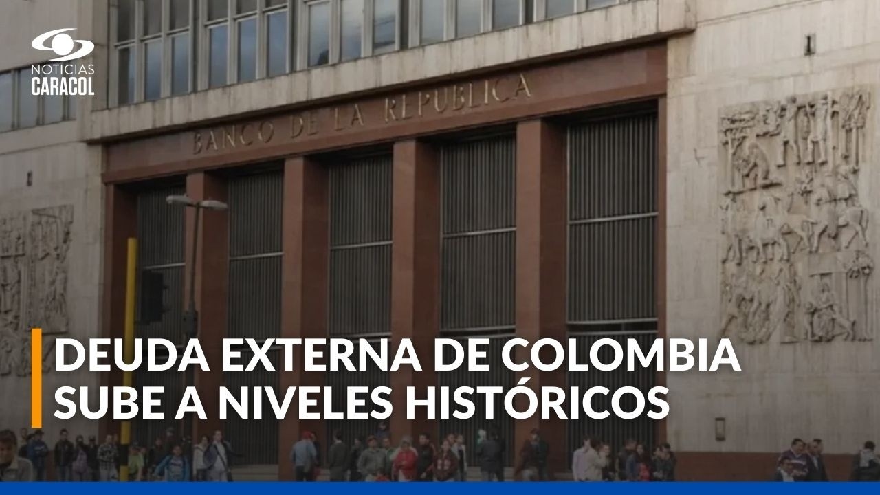 Deuda externa de Colombia aumenta y analistas advierten necesidad de un ajuste fiscal del Gobierno