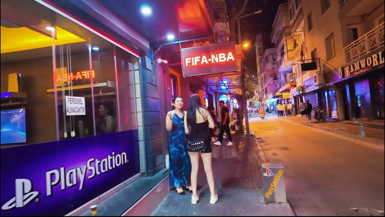 Bornova Küçükpark’ta Gece Saatlerinde Yürüyüş 4K | Night City Walk in İzmir