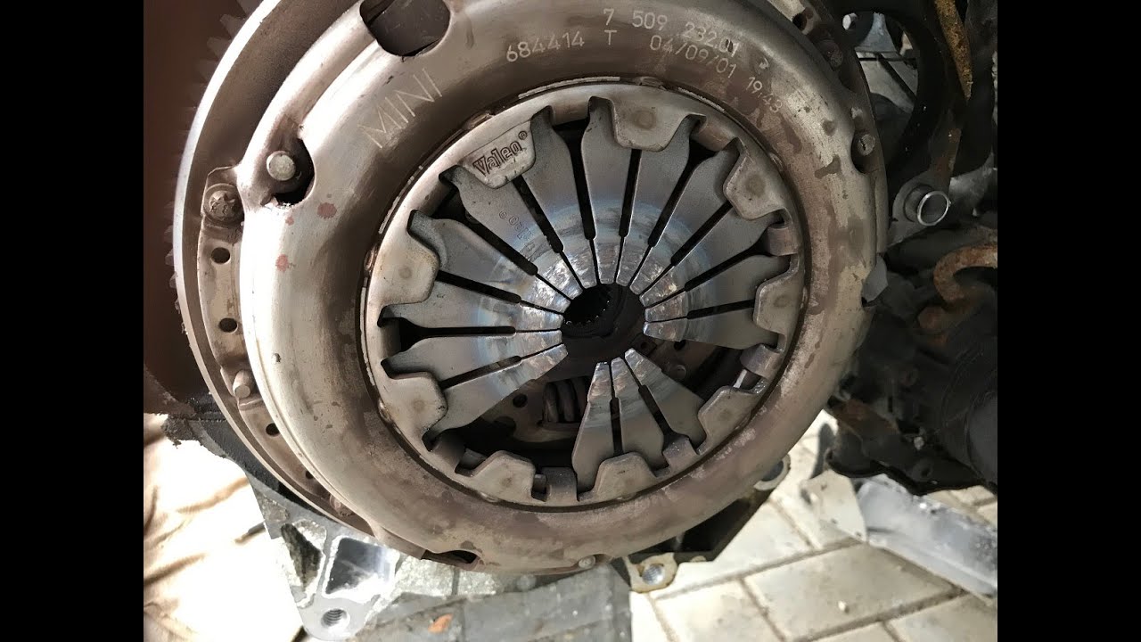 BMW MINI Cooper установка нового сцепления без снятия подрамника R50 R52