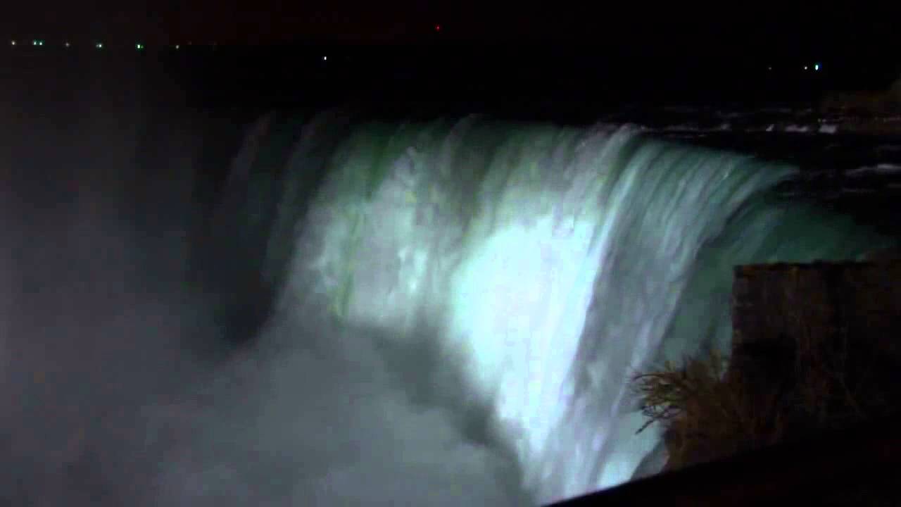 Wasserfall Niagara bei Nacht-waterfall Niagara at night