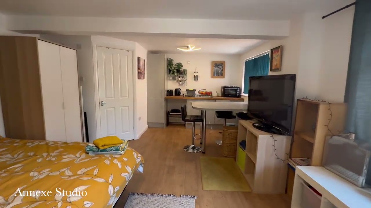 Weavills Road, Bishopstoke, SO50