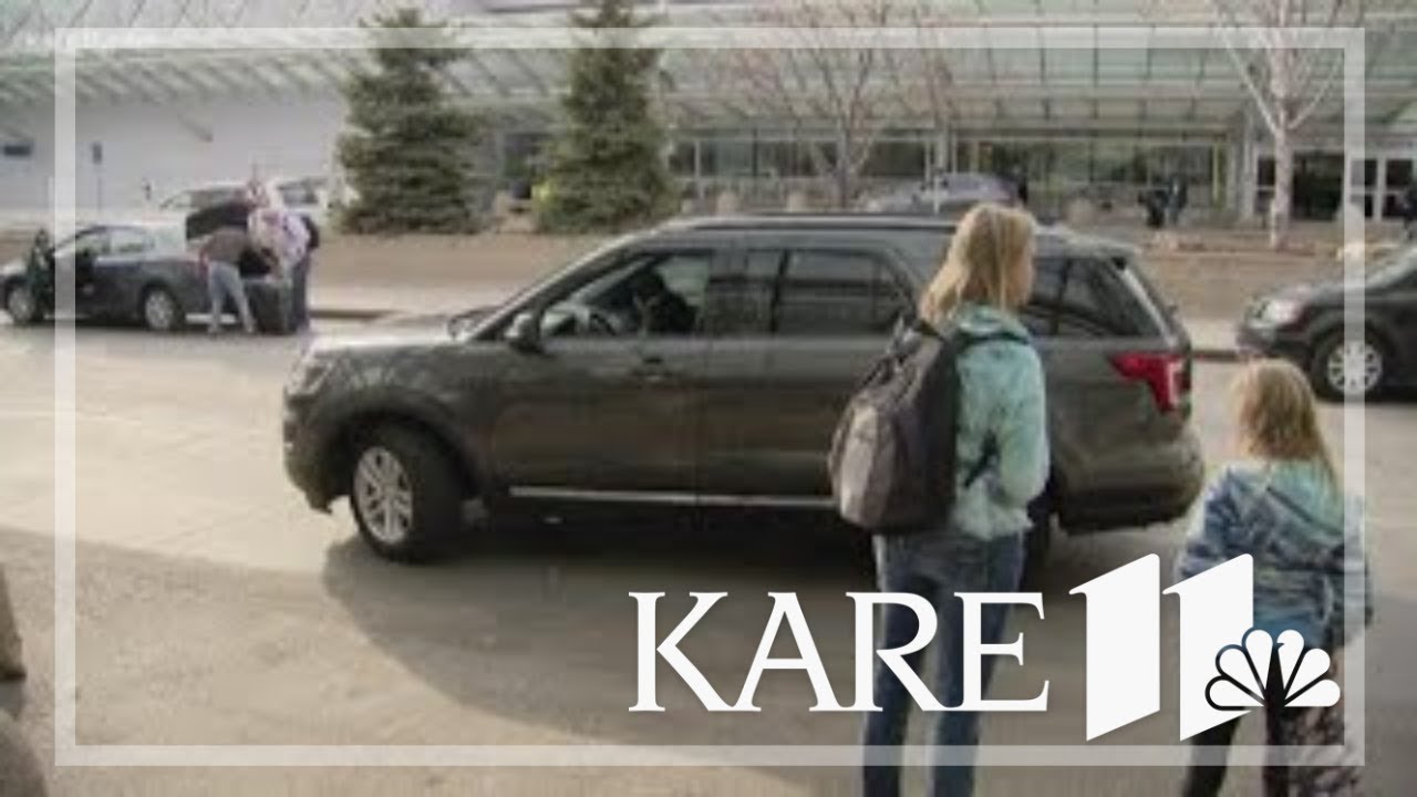 Safety tips you need to know before getting into your next Uber or Lyft ride