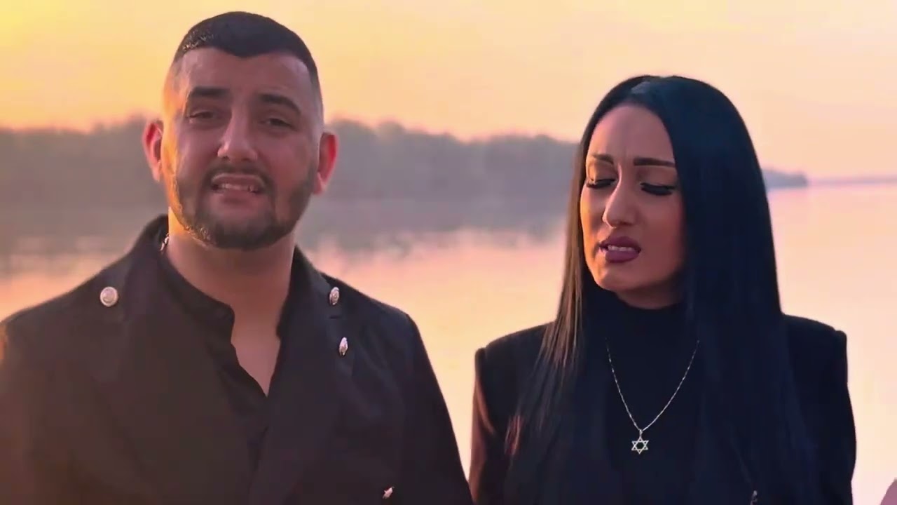 Rupa László & Rupa Angi. 2025.  Jézus Szent vagy !