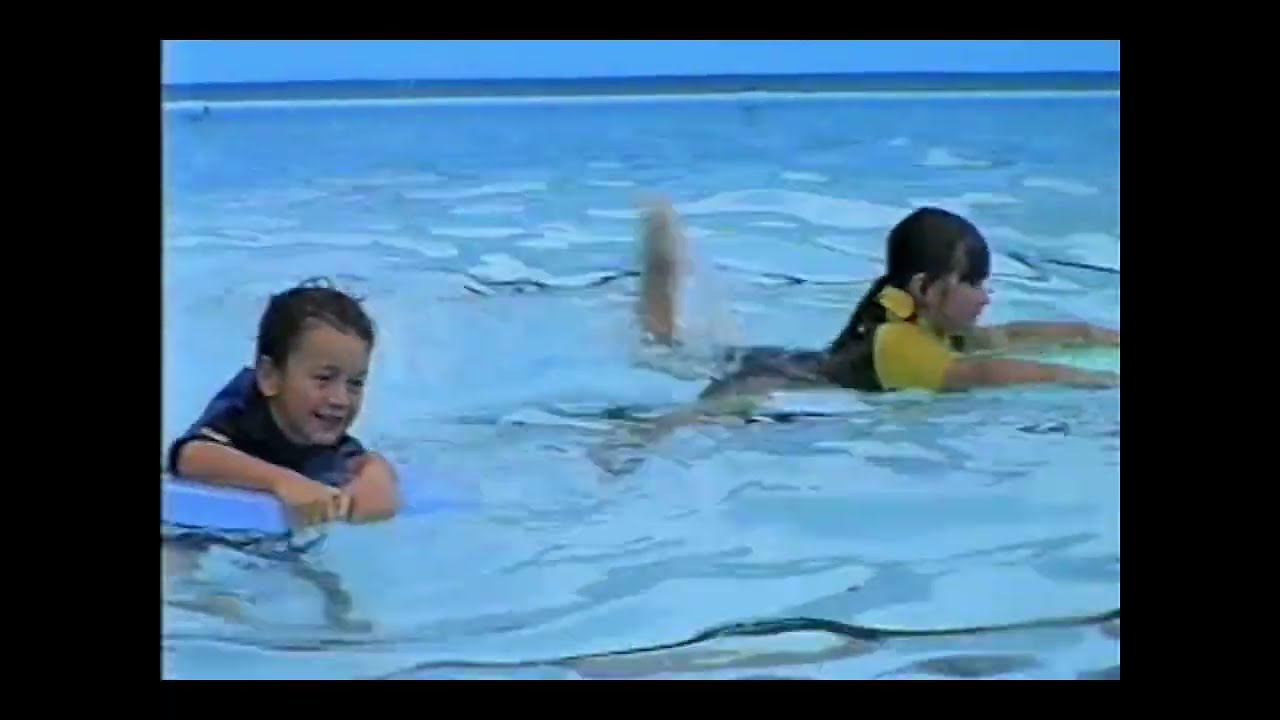 31031954 Vicky Water Confidence