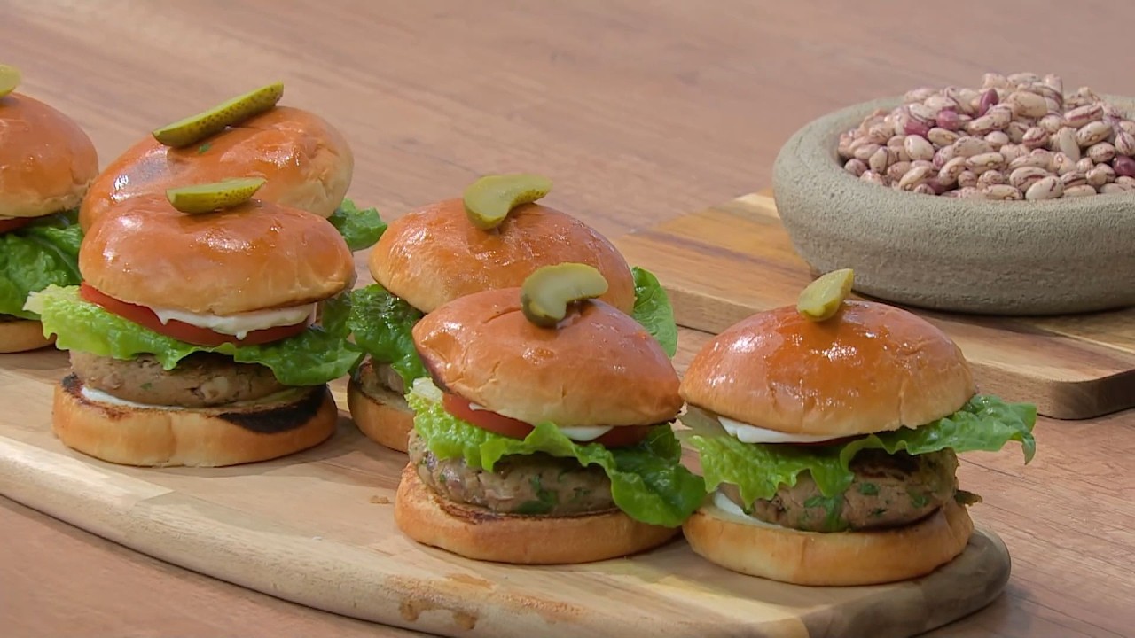 Burger με μαυροφάσουλα Κάτω Νευροκοπίου | Ανδρέας Λαγός