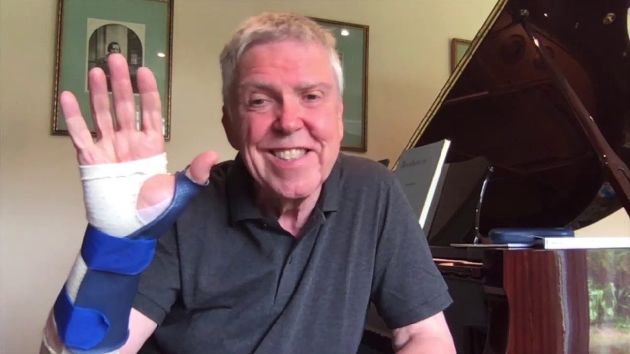 Richard Meyrick (4) PIANIST trapeziectomy