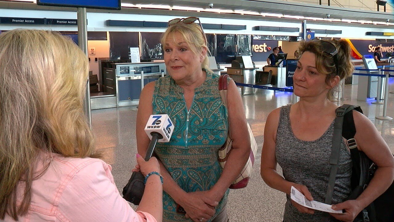 Travelers at Buffalo Airport react to Southwest Airlines plan to get rid of open seating