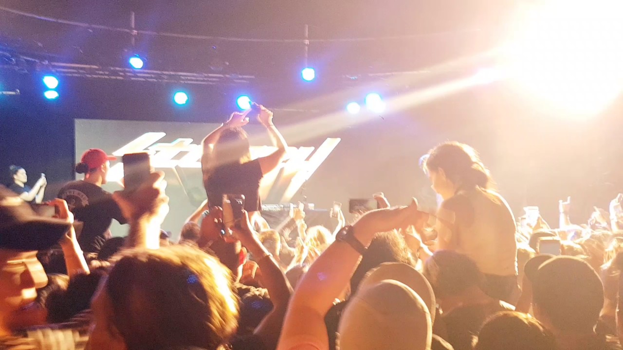 Post Malone - Congratulations LIVE @ Max Watt's SYDNEY 2017 (LIT CROWD!!!)