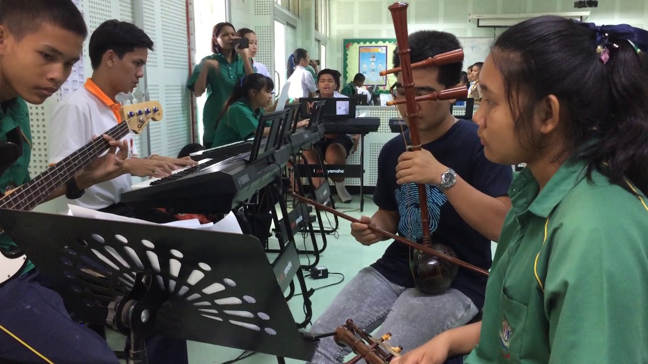 นารีรัตนา โรงเรียนแก่นทองอุปถัมภ์