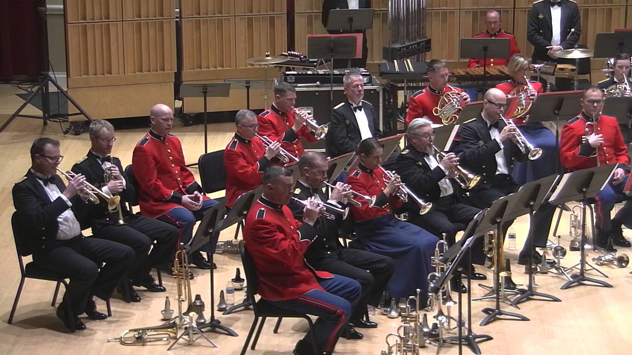 Festive Cheer Medley (arr. Roger Harvey) - U.S. Marine Band and Slesvigske Musikkorps