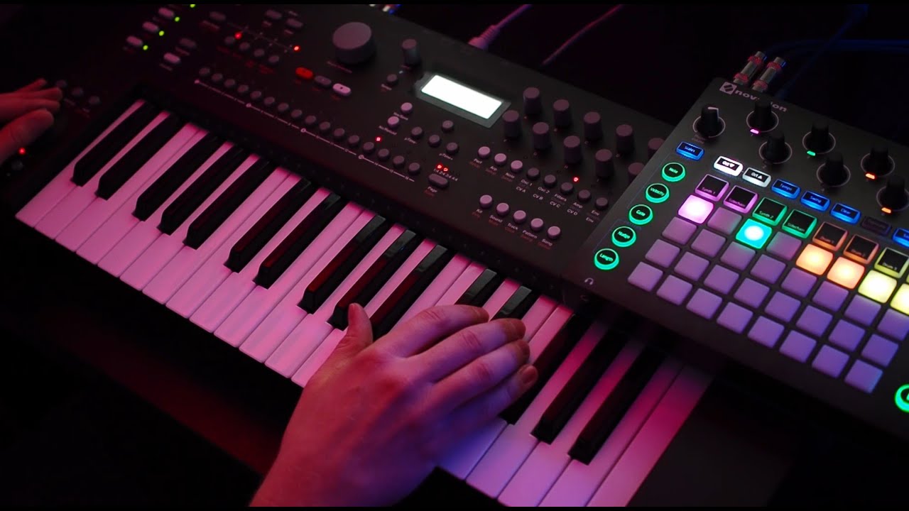 Novation Circuit + Elektron Analog Keys - Confidence