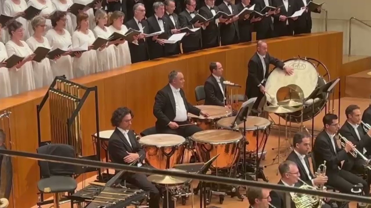 Extracto Carmina Burana Javier Eguillor ( Timbales)