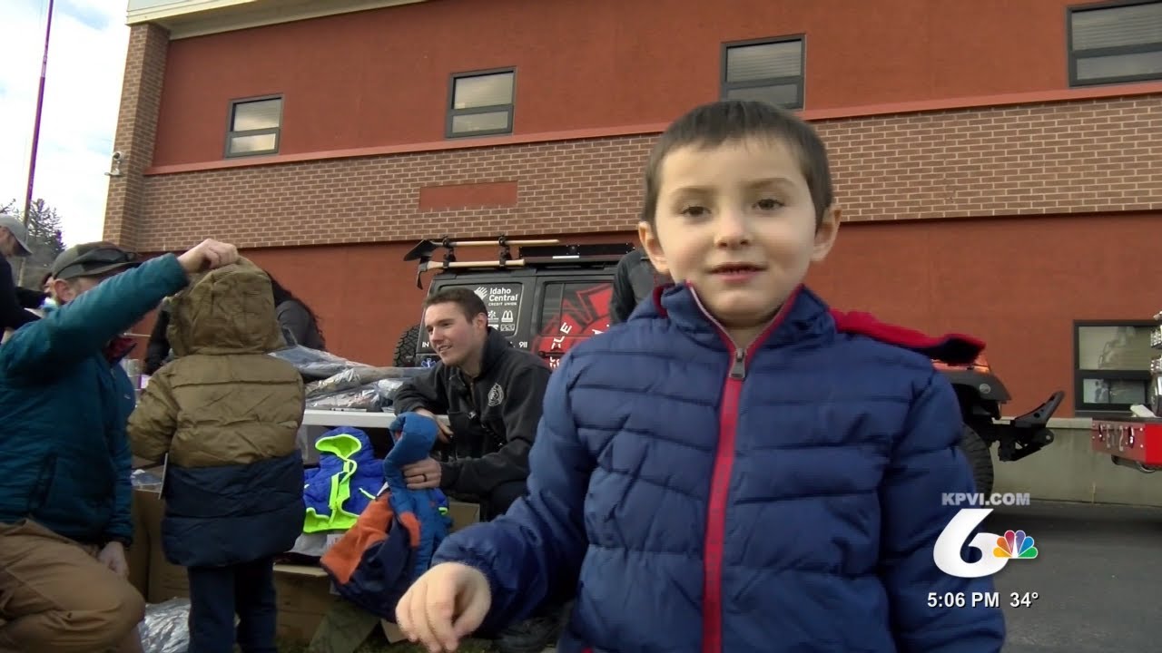 Local Firefighters Keep Kids Warm this Winter with new Coats