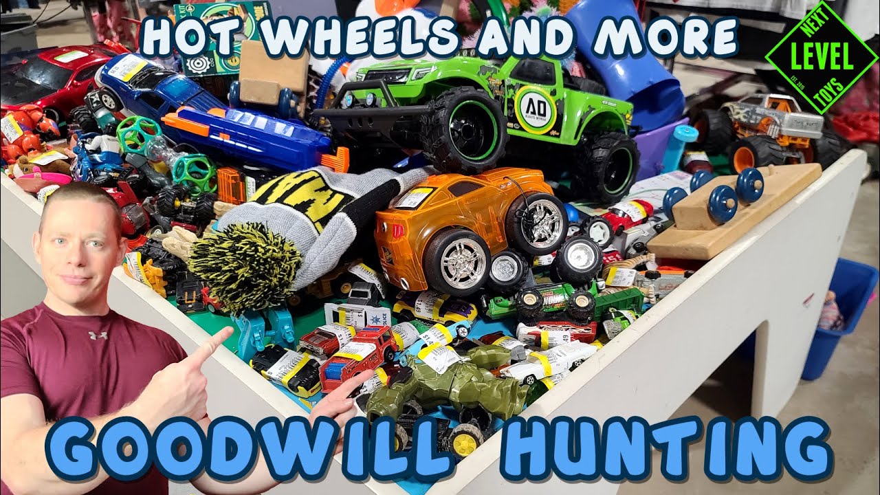 HOT WHEEL HUNTING @ SEVERAL GOODWILL STORES  🚗