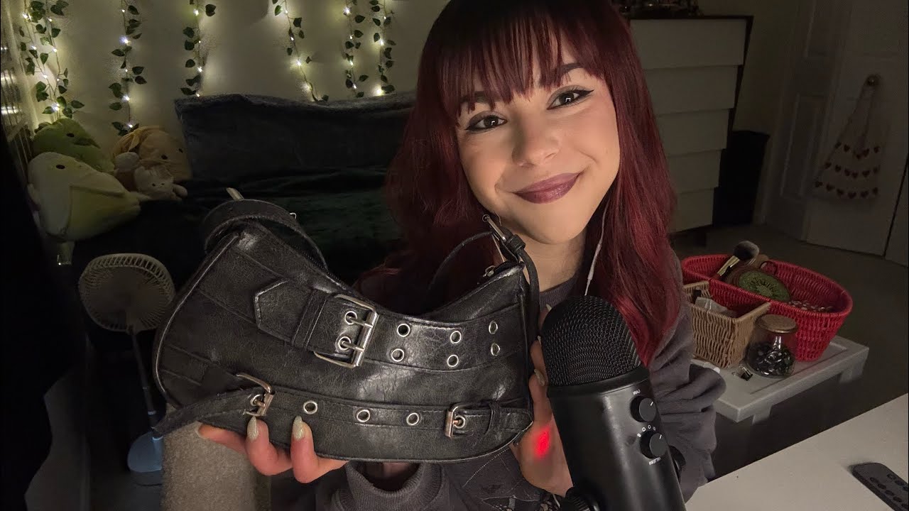 what’s in my bag/purse!