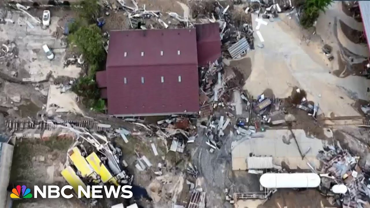 'It's horrific here': North Carolina non-profit provides aid to devastated community