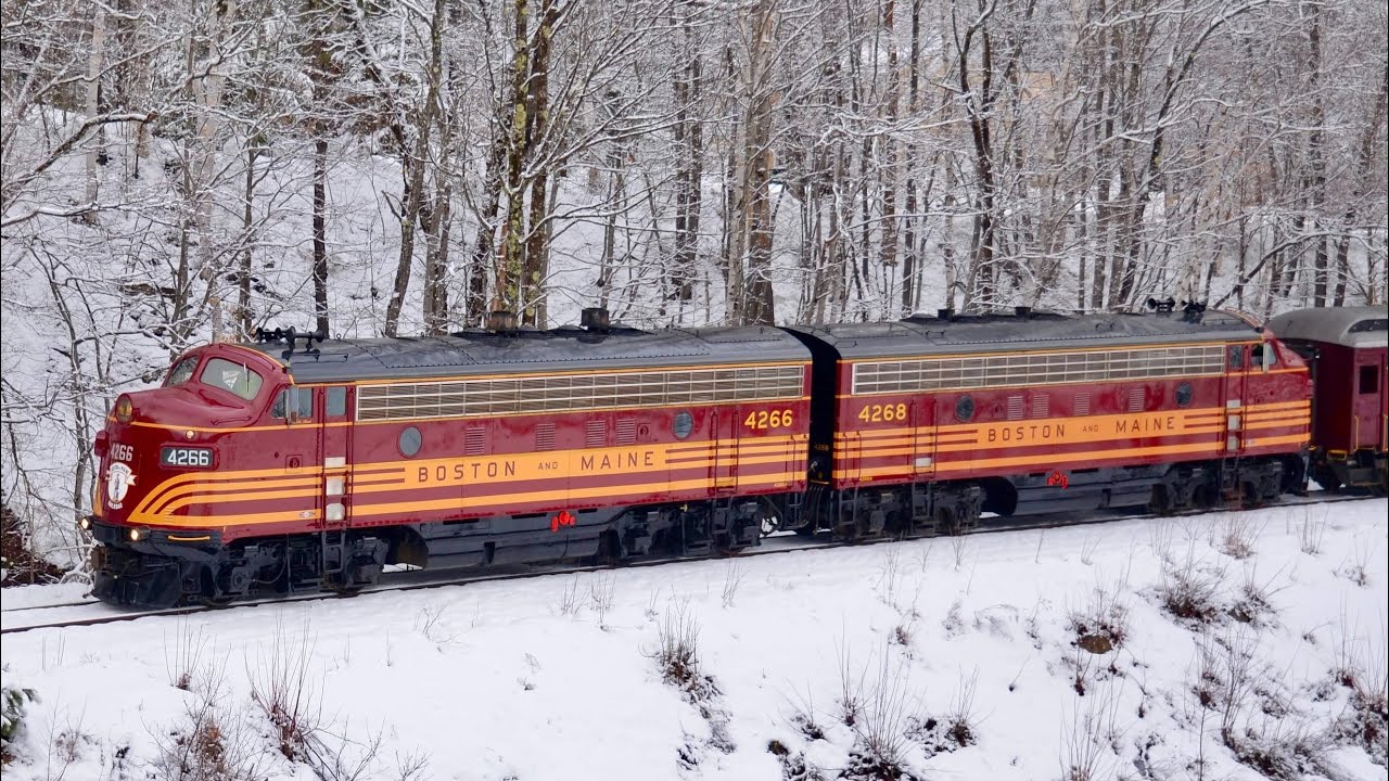 Boston & Maine F-Units at Conway Scenic Railroad