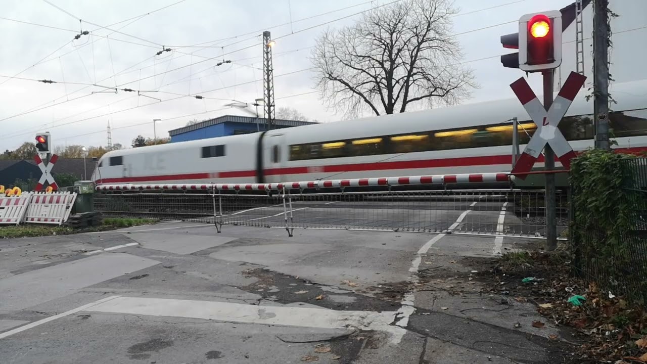Bahnübergang Plutostraße Herne Teil 2