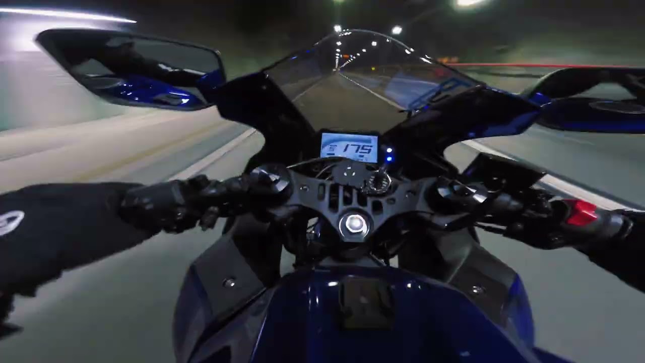 Tentei acompanhar a Zx6r com a R3 Remapeada