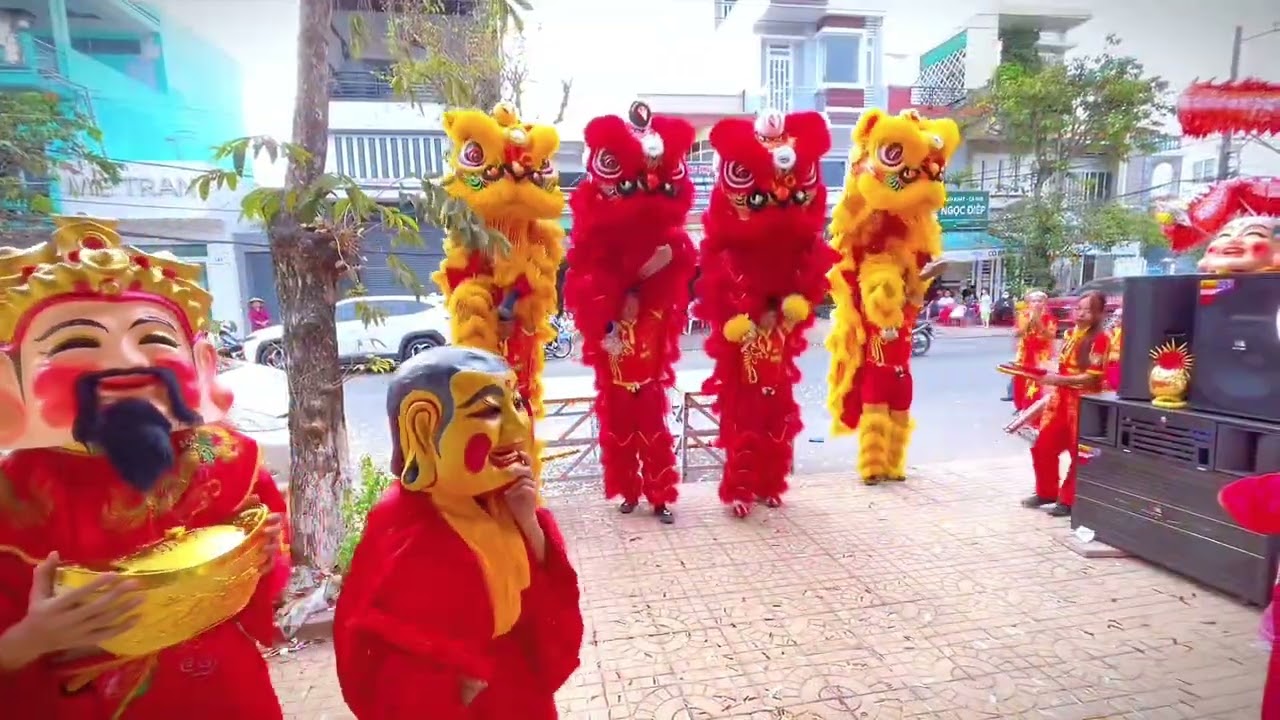 Tưng bừng khai trương Công Ty TNHH MTV Linh Cát, tp Cần Thơ. Mùng 8 tết 2026