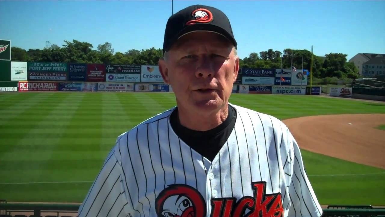 2010 Fan Appreciation Day - Bud Harrelson