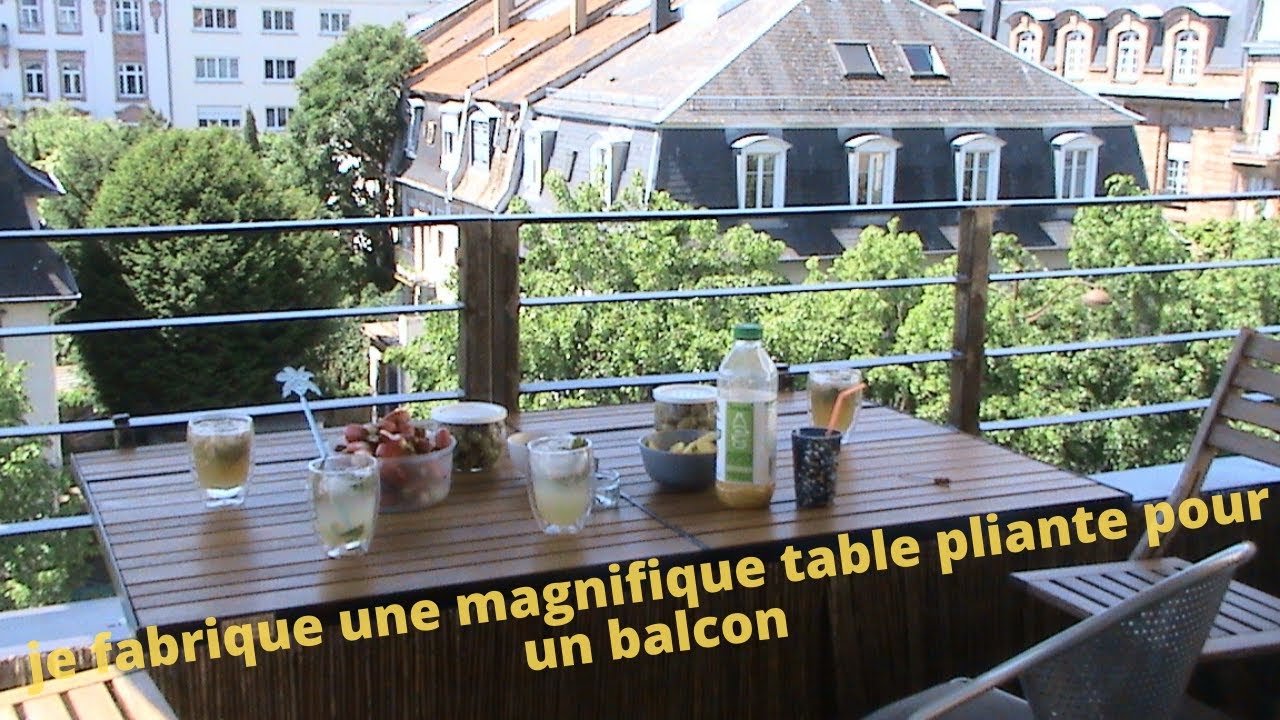 Une table pliante pour un balcon