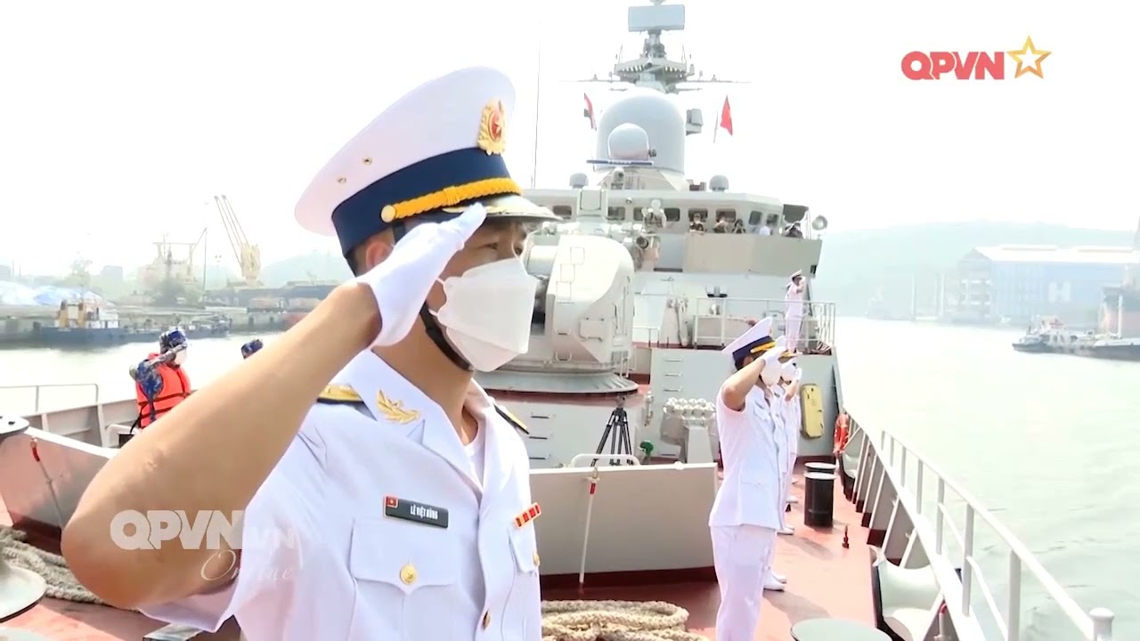 Những người giữ nhịp 'trái tim' tàu 016 - Quang Trung