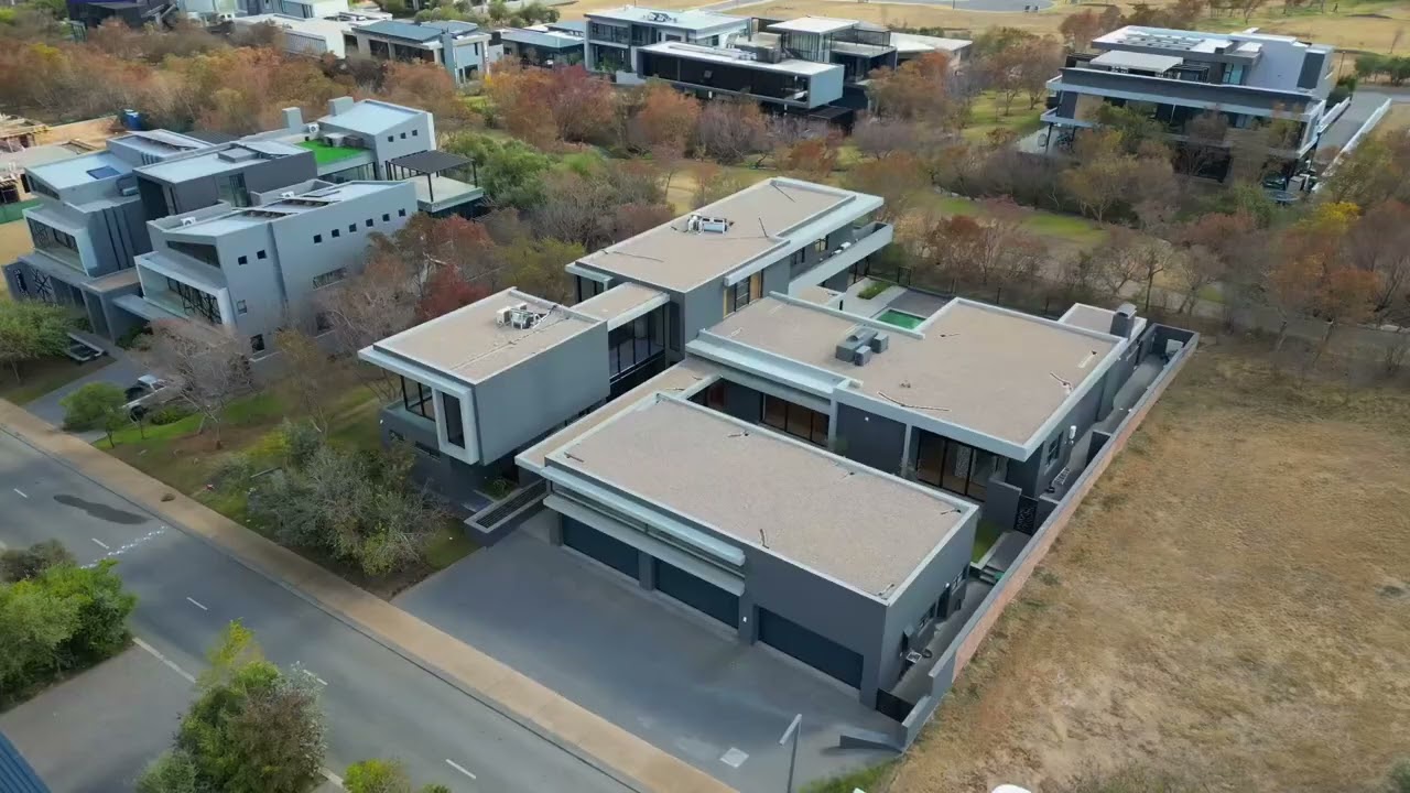 R33,395,000 STEYN CITY